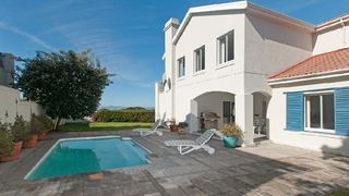 On The Rocks | Westcliff (Hermanus) Self-catering