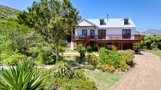 House at Longbeach | Chapmans Peak Accommodation