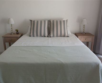 Beachfront Flat with Stunning Sea Views