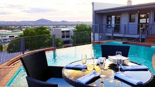 Burg's View Boutique Hotel | Luxury Hill Self-catering