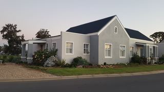 @Rina’s | Accommodation Robertson