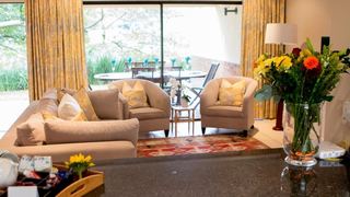 The Bronzy Sunbird | Accommodation Selborne Park Golf Estate