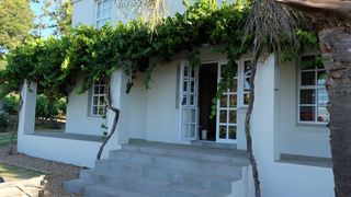 Kunjani Cottages | Accommodation Devonvale Golf and Wine Estate