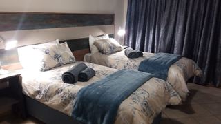Allen Grove Self Catering | N12 Specials