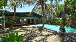 The Lookout | Blythedale Beach Accommodation