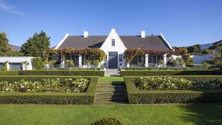 14 on Klein Constantia | Accommodation Constantia