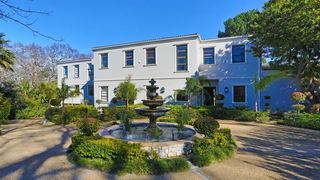 Peter Cloete I | Self-catering Alphen