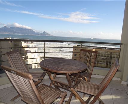 Oceanview Beachfront Apartment