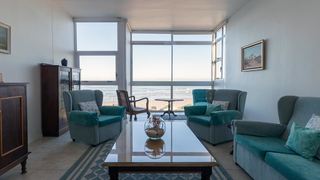 St Tropez | Accommodation Strand