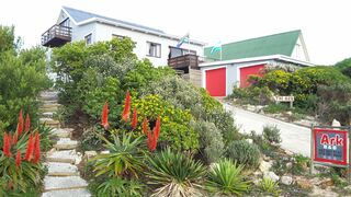 The Ark B & B | Pearly Beach Accommodation