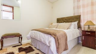 Easy Accessible One Bedroom In Cape Town | Self-catering Cape Town City Centre