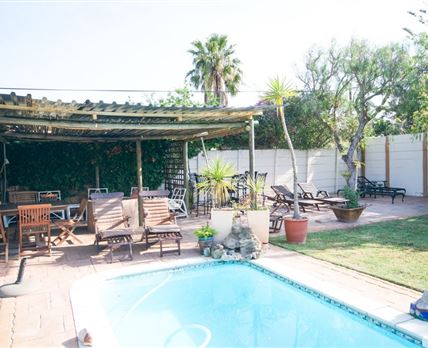 Briza Holiday Home