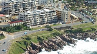 Santorini Unit A | Accommodation Margate Beach