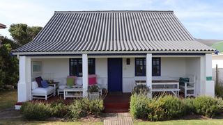 Quaint Heritage Cottage | Accommodation Kleinmond