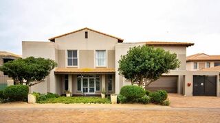 Golfer's Retreat | Langebaan Country Estate Specials