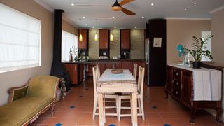 Plett Retreat Upstairs | Plett Central Accommodation