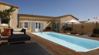 Auberge Burgundy Guest House | Hermanus Accommodation