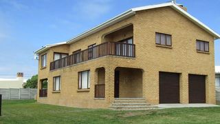 Keurtjielaan 3 | Struisbaai Accommodation
