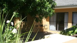 Corner Cottage | Self-catering Golden Acre