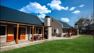 Dolittle Cottages | Swellendam Accommodation