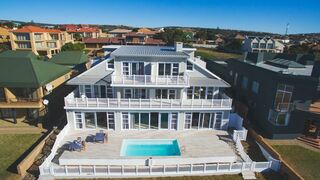 Marine Manor | Bay View Accommodation