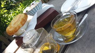 Africa's Beaded Bird Bed and Breakfast | Accommodation Amanzimtoti