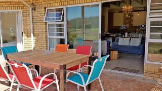 First Avenue Holiday House | Self-catering Wilderness