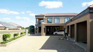 Kulani Country Lodge | Accommodation Giyani