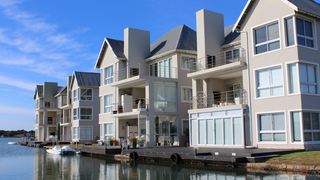 Waterside Living - Kingston Place 03 | Accommodation Marina Martinique