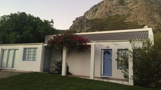 Voelklip Holiday Home ON 5th | Voelklip Accommodation