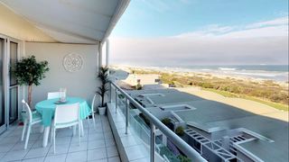 Dolphin Beachfront Condo | Accommodation Bloubergrant