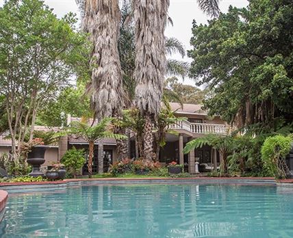Meraki Country Manor