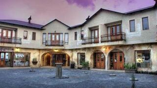 Cherry Grove Apartments | Dullstroom Accommodation