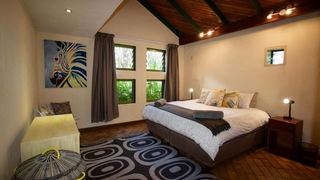 Flatdog Lodge | Accommodation Victoria Falls