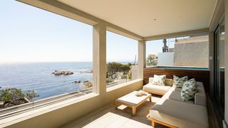 Waters Edge 201 | Bakoven Self-catering