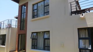Home@Harry's | Pierre van Ryneveld Accommodation