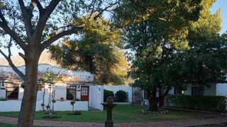 Long Acres Cottages | Montagu Accommodation