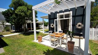 Luxury Garden Cottage | Accommodation Thesen Island