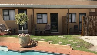 10 on Beresford | Stirling Accommodation