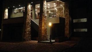 39 on Popham | Table View Self-catering