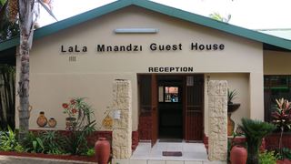 Lala Mnandzi Guest House | White River Self-catering