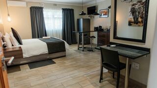 Casa Leitao Lodge | Phalaborwa Accommodation