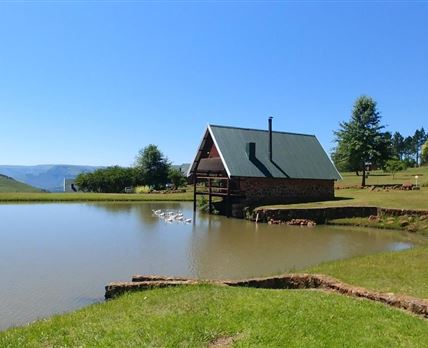 The Kingfisher Country Cottages & Trout Lodge