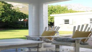 Stone's Throw | Hermanus Accommodation