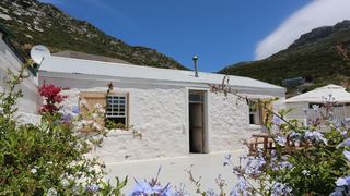 Kalk Bay Cottage | Self-catering Kalk Bay