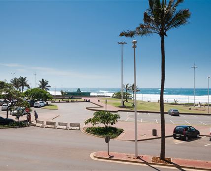CzechaZulu on the Beach Apartments