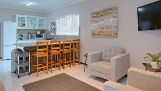 Out of Bounds Self-Catering Lodge | Self-catering Blanco