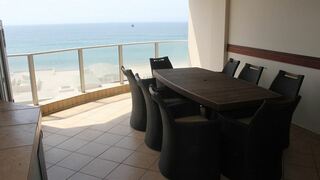 Santorini 6 B | Oslo Beach Accommodation
