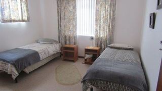 Sterlitsia 2 | Struisbaai Accommodation