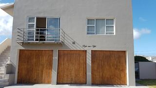 North-West | Struisbaai Accommodation